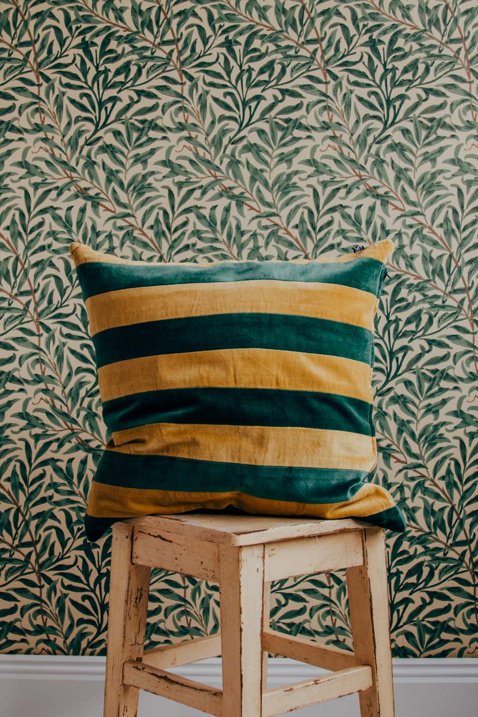 Striped Cushion Green/Mustard 50x50